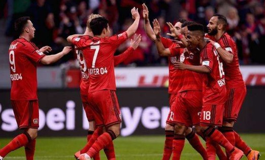  勒沃库森进攻火力全开德甲五球横扫弱旅  